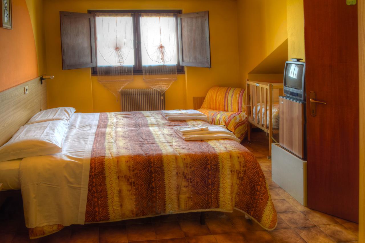Albergo Rifugio Montecucco Piampaludo Exterior photo
