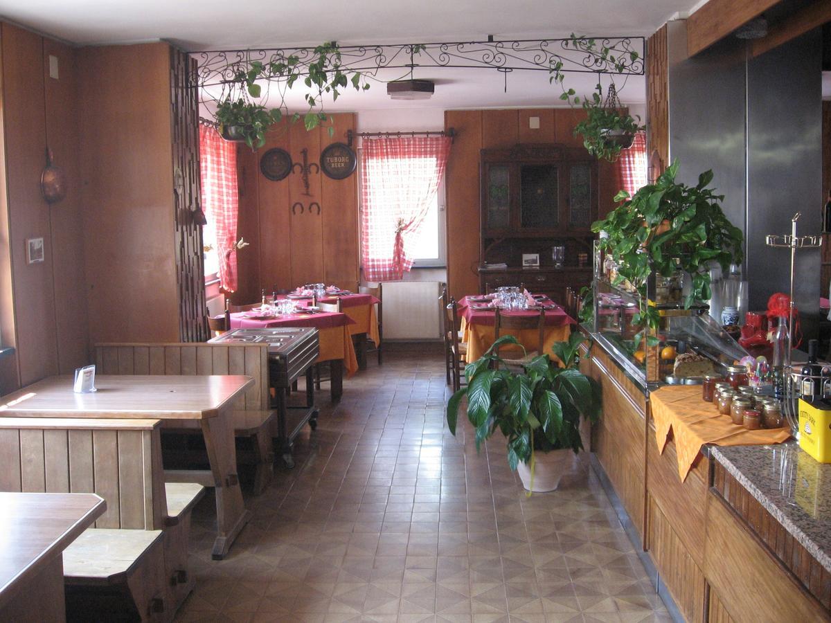 Albergo Rifugio Montecucco Piampaludo Exterior photo